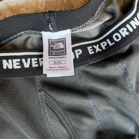The North Face Men’s long underwear XL - Picture 3 of 4